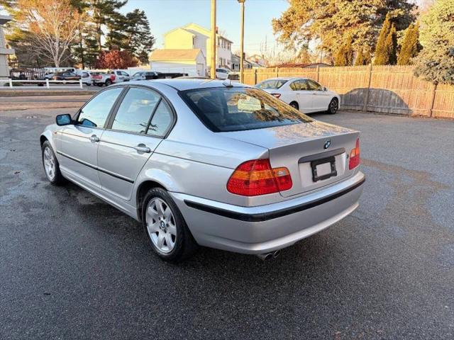 2004 BMW 325xi 325xi