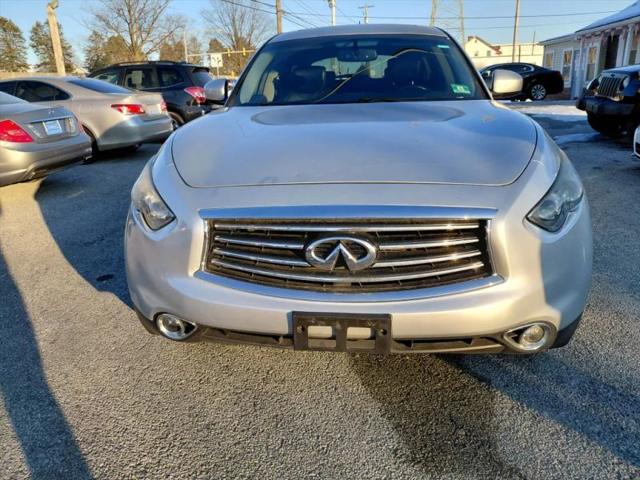 2016 INFINITI QX70 3.7