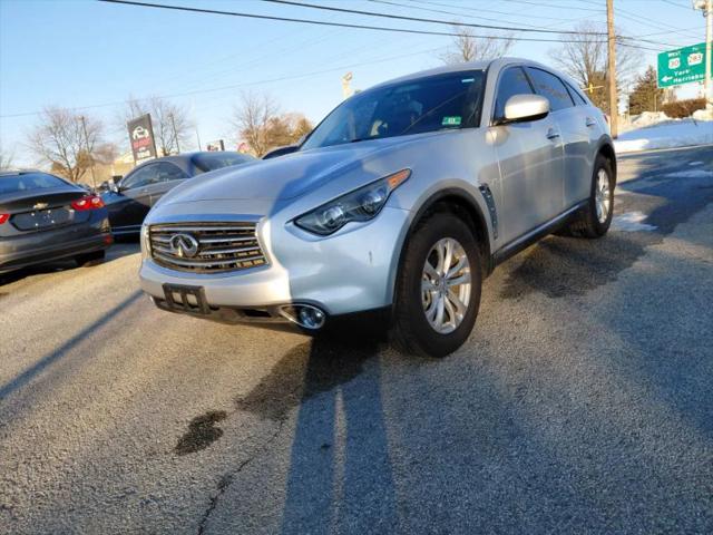 2016 INFINITI QX70 3.7