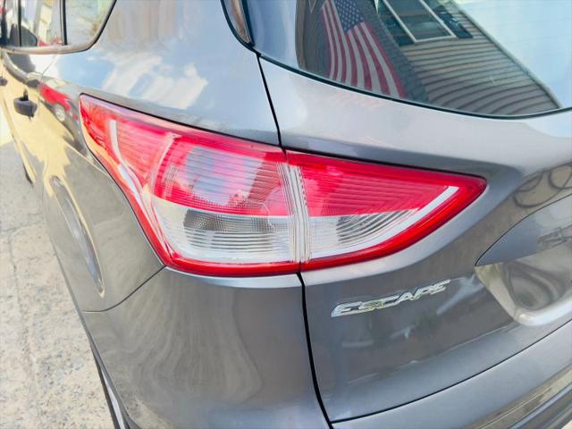 2014 Ford Escape S