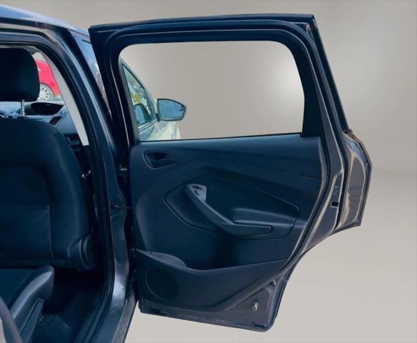 2014 Ford Escape S