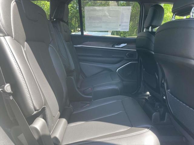 2026 Jeep Grand Cherokee L Limited 4x4