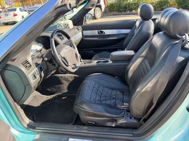 2002 Ford Thunderbird Base