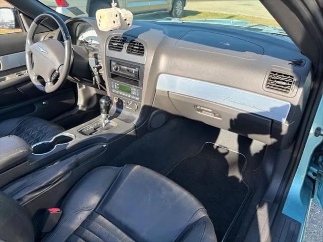2002 Ford Thunderbird Base