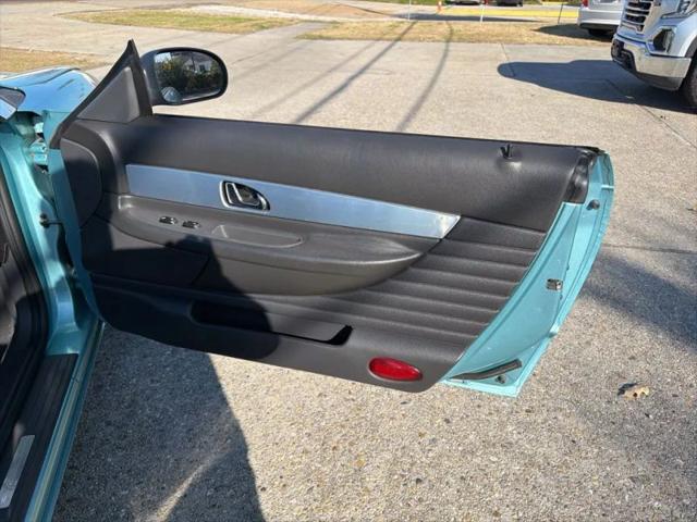 2002 Ford Thunderbird Base