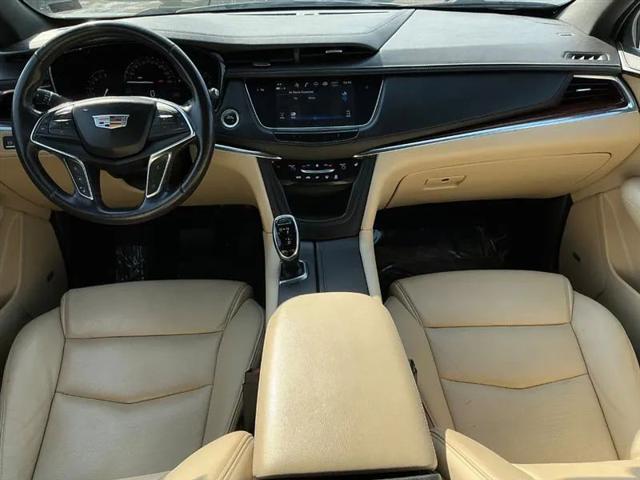 2018 Cadillac XT5 Luxury