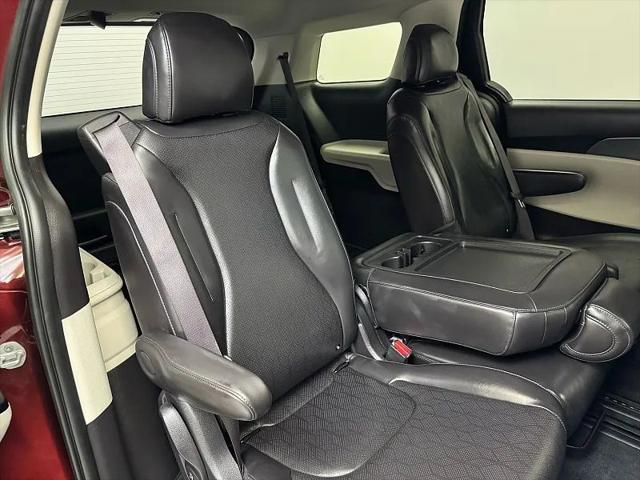 2024 Kia Carnival MPV LX Seat Package