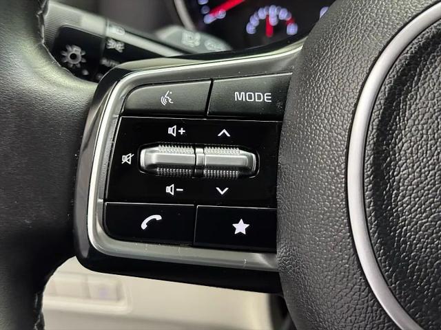 2024 Kia Carnival MPV LX Seat Package