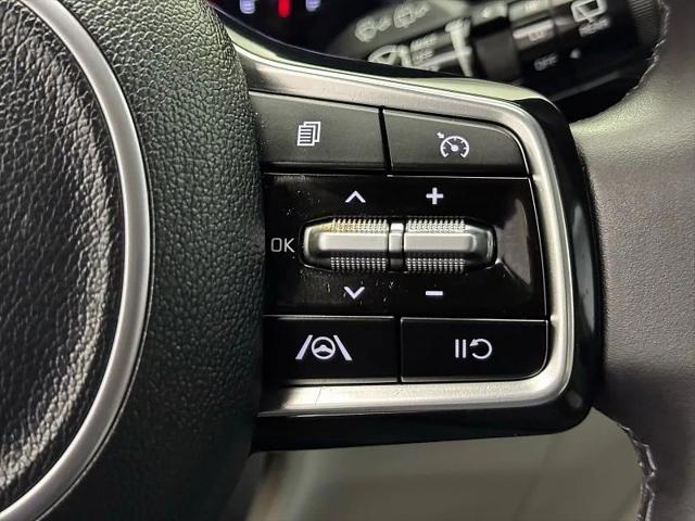 2024 Kia Carnival MPV LX Seat Package