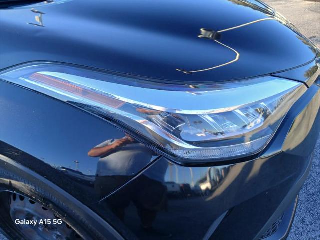 2020 Toyota C-HR LE