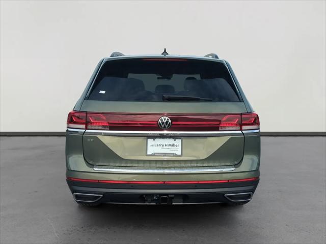 2026 Volkswagen Atlas SE with Technology