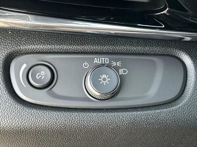2026 Buick NV Sport Touring FWD