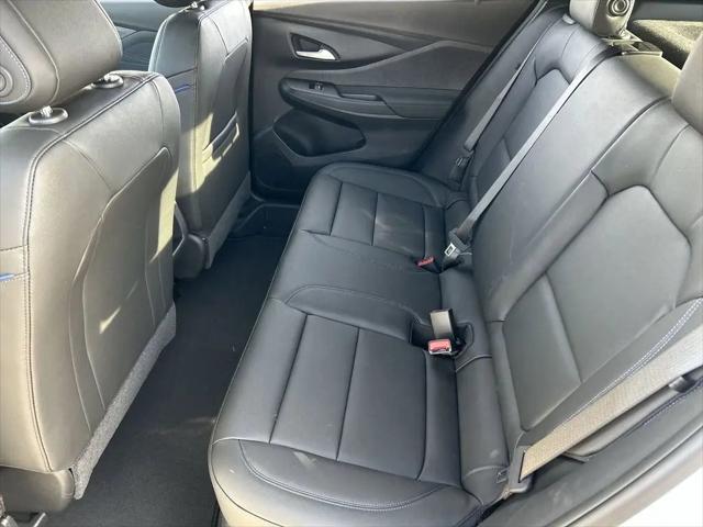 2026 Buick NV Sport Touring FWD