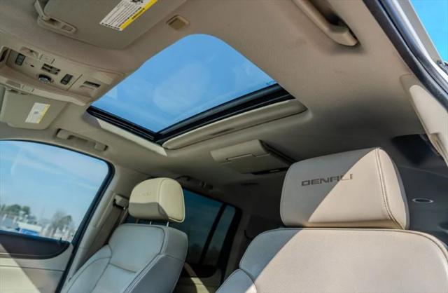 2015 GMC Yukon XL Denali