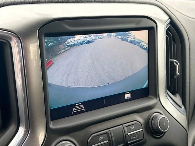 2022 Chevrolet Silverado 1500 4WD Crew Cab Short Bed LT with 2FL