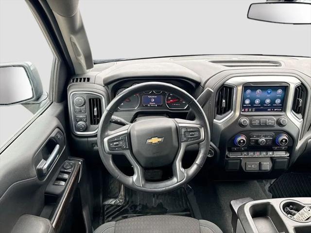 2022 Chevrolet Silverado 1500 4WD Crew Cab Short Bed LT with 2FL