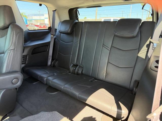 2017 Cadillac Escalade Luxury