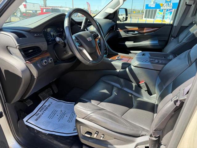 2017 Cadillac Escalade Luxury