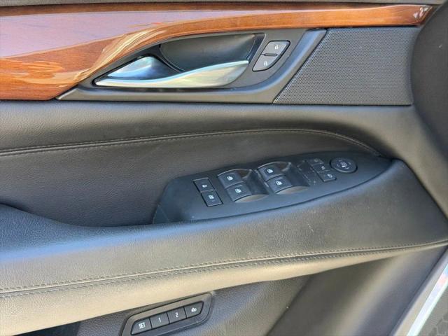 2017 Cadillac Escalade Luxury