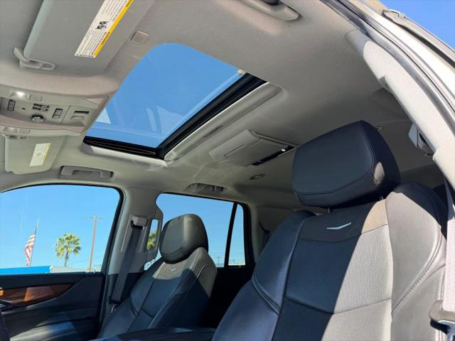 2017 Cadillac Escalade Luxury