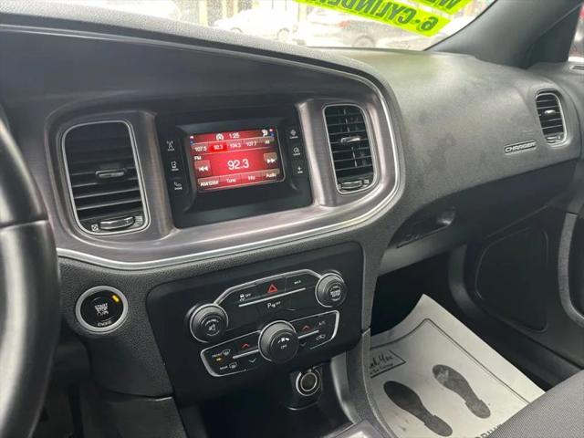 2015 Dodge Charger SE