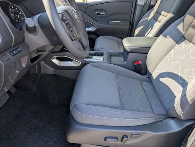 2026 Nissan Frontier Crew Cab SV 4x2