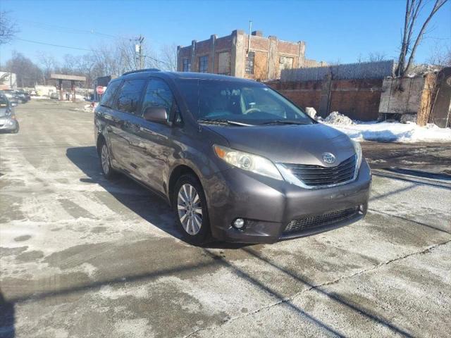 2013 Toyota Sienna LE 7 Passenger for sale in Hasbrouck Heights, NJ