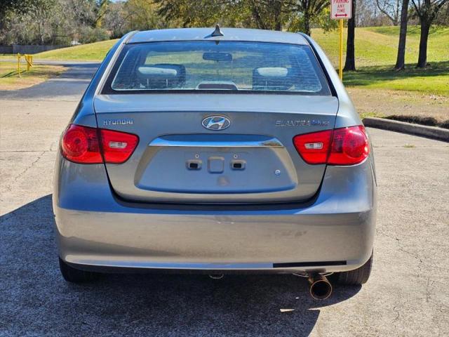 2010 Hyundai Elantra Blue