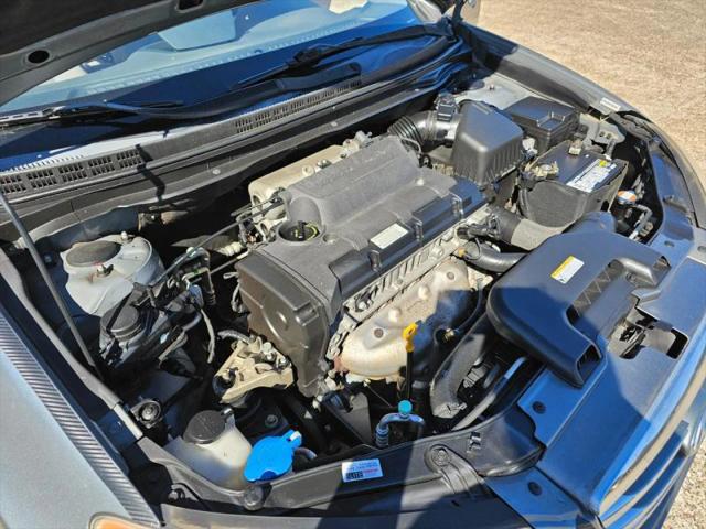 2010 Hyundai Elantra Blue