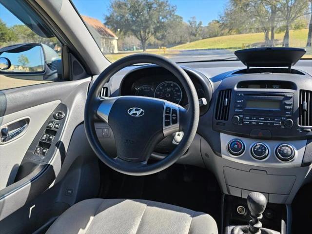 2010 Hyundai Elantra Blue
