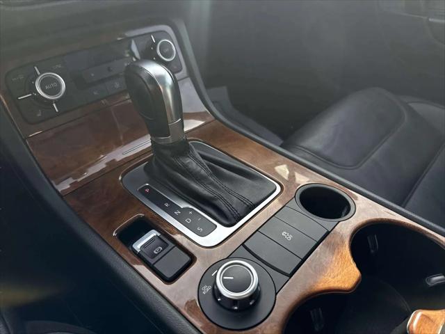 2012 Volkswagen Touareg TDI Lux