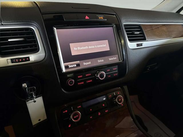 2012 Volkswagen Touareg TDI Lux