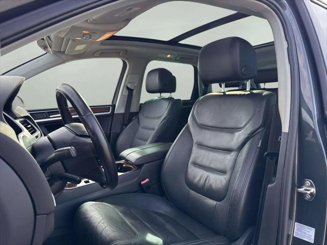 2012 Volkswagen Touareg TDI Lux