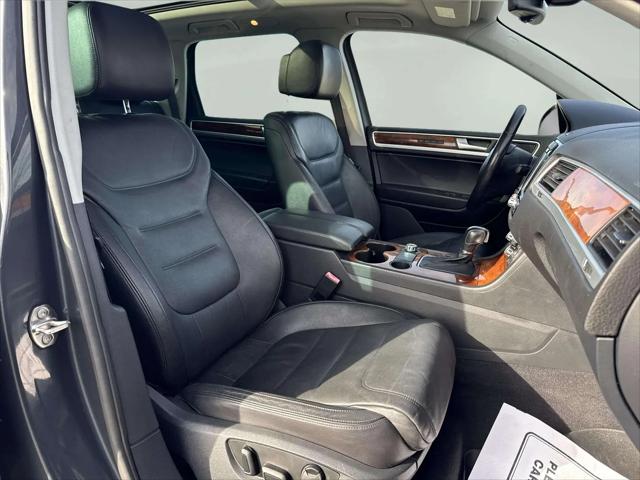 2012 Volkswagen Touareg TDI Lux