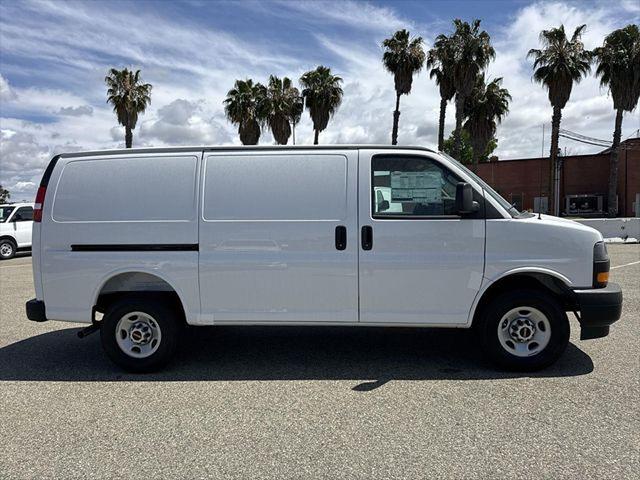 2026 GMC Savana Cargo 2500 Regular Wheelbase, Work Van, RWD