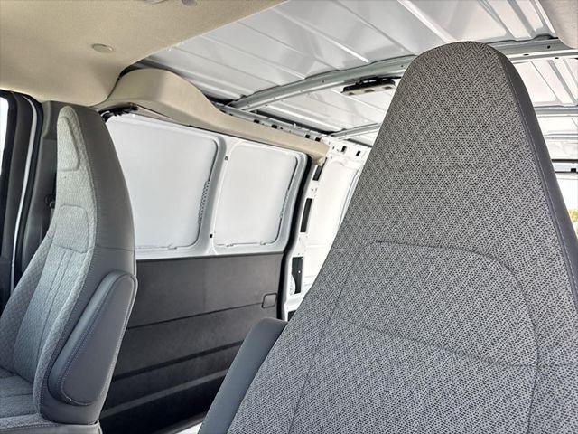 2026 GMC Savana Cargo 2500 Regular Wheelbase, Work Van, RWD
