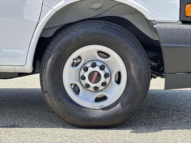 2026 GMC Savana Cargo 2500 Regular Wheelbase, Work Van, RWD