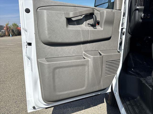 2026 GMC Savana Cargo 2500 Regular Wheelbase, Work Van, RWD