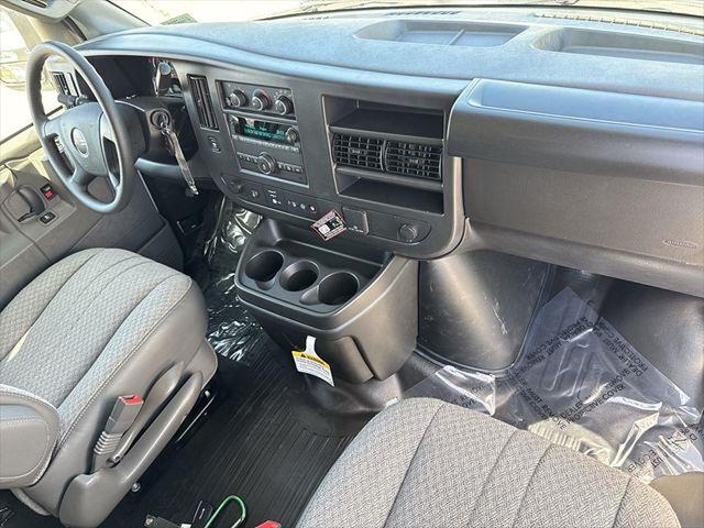 2026 GMC Savana Cargo 2500 Regular Wheelbase, Work Van, RWD