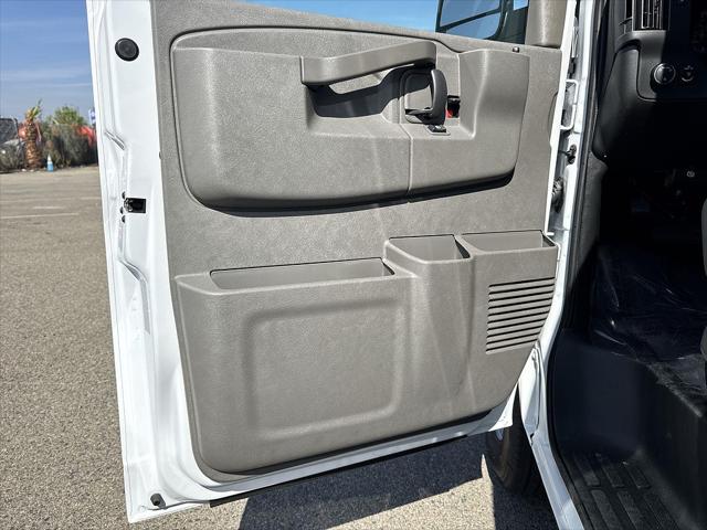 2026 GMC Savana Cargo 2500 Regular Wheelbase, Work Van, RWD