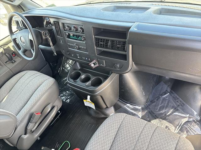 2026 GMC Savana Cargo 2500 Regular Wheelbase, Work Van, RWD