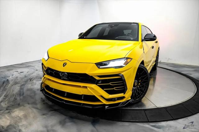 2021 Lamborghini Urus Pearl Capsule