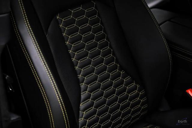 2021 Lamborghini Urus Pearl Capsule