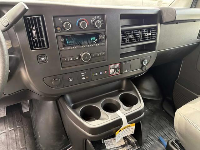 2025 GMC Savana Cargo RWD 2500 Regular Wheelbase Work Van