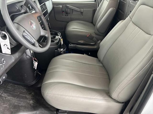 2025 GMC Savana Cargo RWD 2500 Regular Wheelbase Work Van
