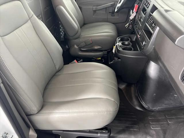 2025 GMC Savana Cargo RWD 2500 Regular Wheelbase Work Van