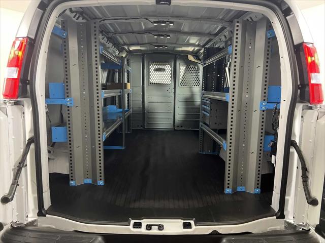 2025 GMC Savana Cargo RWD 2500 Regular Wheelbase Work Van