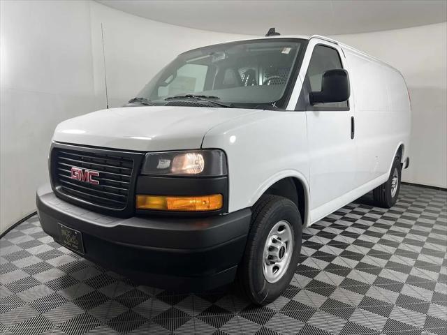 2025 GMC Savana Cargo RWD 2500 Regular Wheelbase Work Van