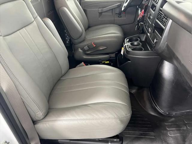 2025 GMC Savana Cargo RWD 2500 Regular Wheelbase Work Van
