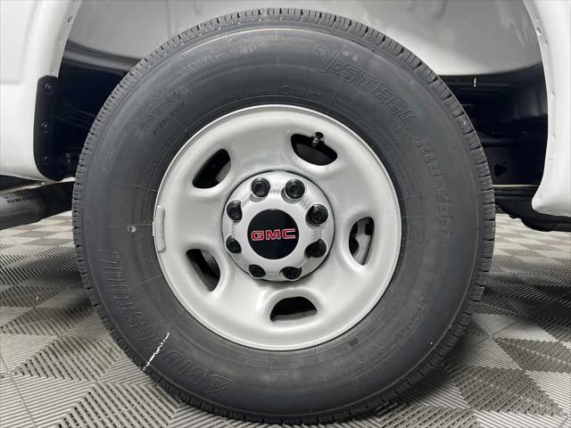 2025 GMC Savana Cargo RWD 2500 Regular Wheelbase Work Van